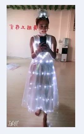 LED发光翅膀 芭蕾舞表演服荧光蝴蝶舞披风舞蹈服装肚皮舞斗篷道具