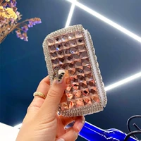 Цвета шампанского