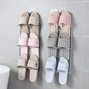 Hộ gia đình dán tường giá giày không gian phòng tắm dép dép sáng tạo treo tường nhỏ giá giày lưu trữ giá giày - Kệ