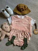 Розовые шорты