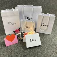 Dior, духи, емкость для воды, помада, упаковка, сумка, товар из официального магазина, подарок на день рождения, полный комплект