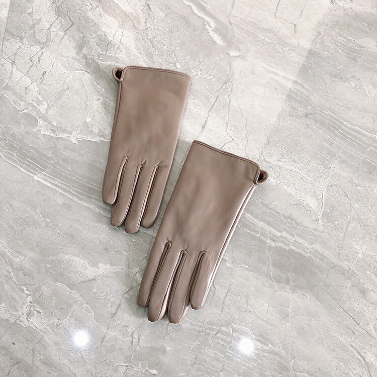 Milk Coffee Thin Silk Lining (Full Hand Touch Screen)Polychromatic Import Goat skin glove Lamb skin ma'am Plush keep warm Autumn and winter genuine leather glove black Thin drive a car