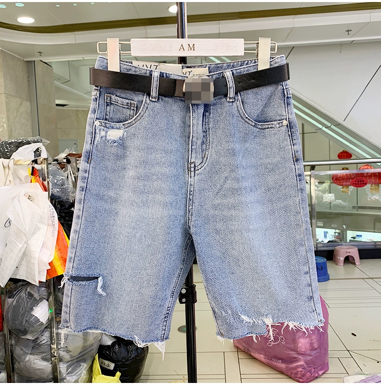 VV7 lỗ denim quần 5 điểm nữ hè 2020 mới quần thẳng eo cao đã mỏng in lưới màu đỏ quần short 5195 - Quần jean