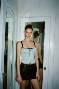 Браслет, футболка, облегающая, стиль, slim fit, крой