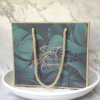 Роскошный зеленый