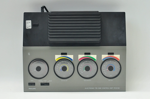 Голландский Philips PCS150 Цветовой усилитель головы головы системы управления головкой Dark House #1053
