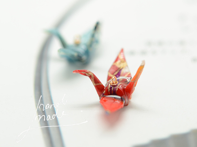 taobao agent DJ02 takes me to fly upgraded version of the mini fingertips Thousand paper crane pendant original drop glue DIY earrings accessories 1