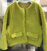 Mùa thu đông 2018 mới Thời trang Hàn Quốc cổ tròn lông cừu một chiếc áo khoác ngắn phổ biến áo len dày