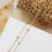 Один метр с большой жемчужной цепью