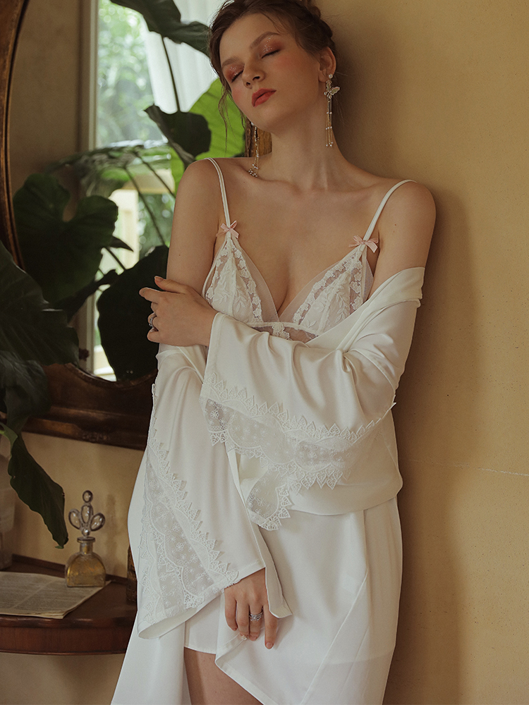 White (Nightgown Only, Not Nightdress)upper Small building sexy pajamas female summer Thin Ice lace Private house Temptation Hot Hollow out Beautiful back camisole Nightdress