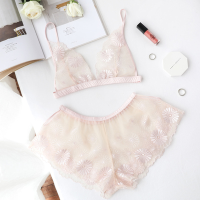 管阿姨十点半B-015雏菊少女镂空内衣精致刺绣睡衣套装性感家居服-淘宝网 管阿姨十点半B-015雏菊少女镂空内衣精致刺绣睡衣套装性感家居服-淘宝网