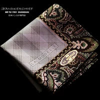 Дымчато-серый