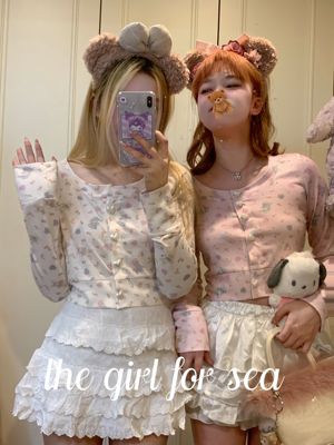 taobao agent Genuine cute rabbit, jacket, T-shirt, floral print, with short sleeve, long sleeve
