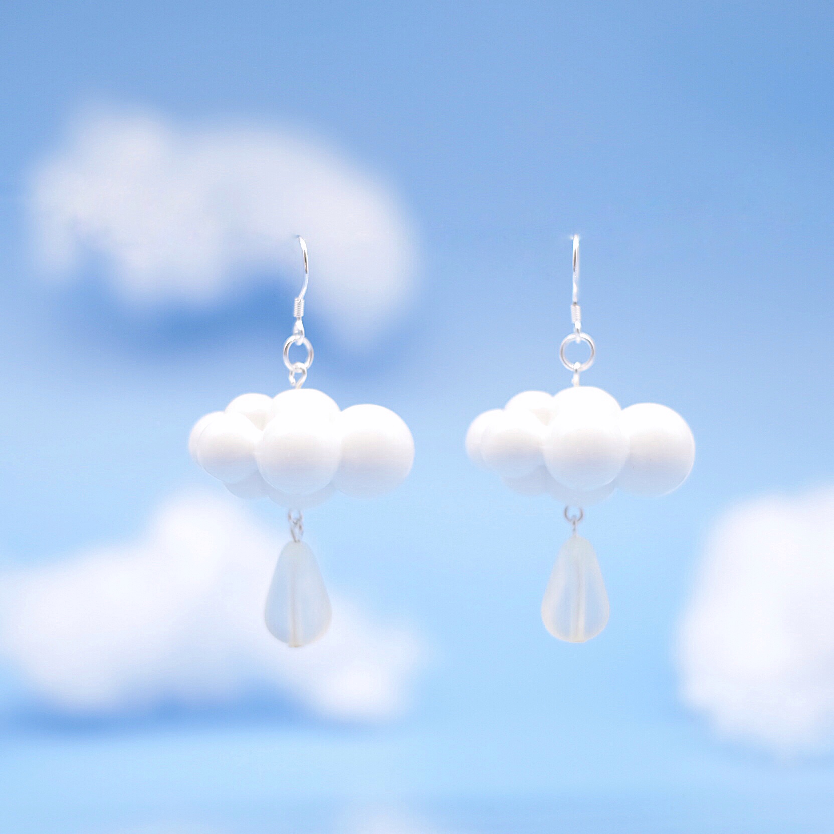 A Pair Of Cloud And Water Drop & 925 Tremella HookNew products Brother Lu Hand made cloud lightning Earrings originality weather Earrings Simplicity Design lovely Water drop Earrings Ear clip