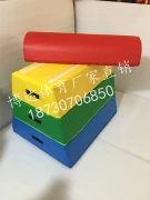 Pommel ngựa nhảy hộp Phòng thể thao trẻ em vui vẻ thể dục dụng cụ bốn phần pommel ngựa vault thiết bị thể chất dê nhảy - Thiết bị thể thao điền kinh