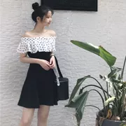 Mùa hè Hàn Quốc phiên bản của chic new slim slimming giản dị từ hoang dã cổ áo sóng điểm strapless Một từ váy váy nữ