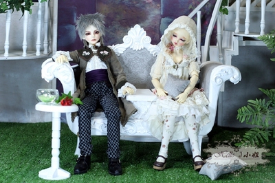 taobao agent [Hello J] Miss BJD SD DD BJD doll chair free shipping 3 points 4 points solid wood shooting props
