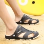 Của nam giới mùa hè chân với dép gót chân và dép nhựa nhẹ bãi biển giày của nam giới cá tính dép chống trượt lội xu hướng sandal nam