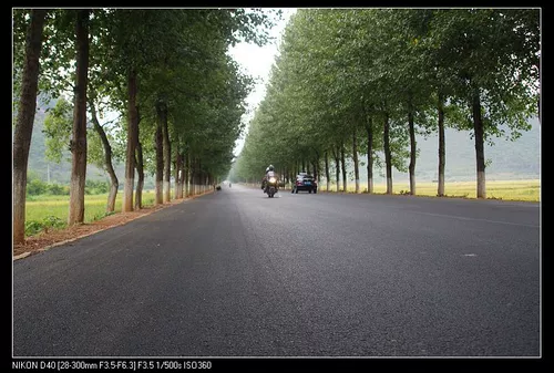 Долголеровые локомотивные графические дневниковые дневниковые дневники -путешествие, Гуандун, Гуйчжоу, Гуйчжоу и Хунань, путешествуя в пастырские горы и реки в августе 2008 года