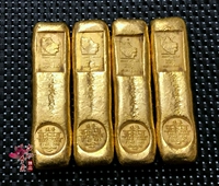 Семь -летняя старая старая магазин Античный и прочный кусок антикварных ремесел Золотые золотые батончики Гонконг Золотые батончики