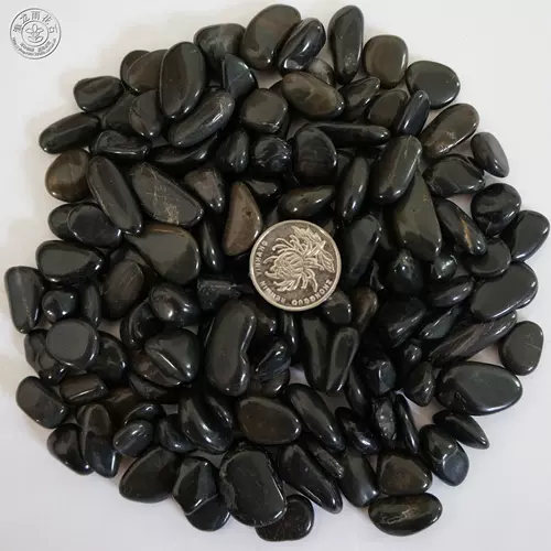 Высокопроницаемые глубокие уточнения черных камешек маленькие семена мосяные каменные массажные каменные дома костюмы 0,8-1,6 см котли