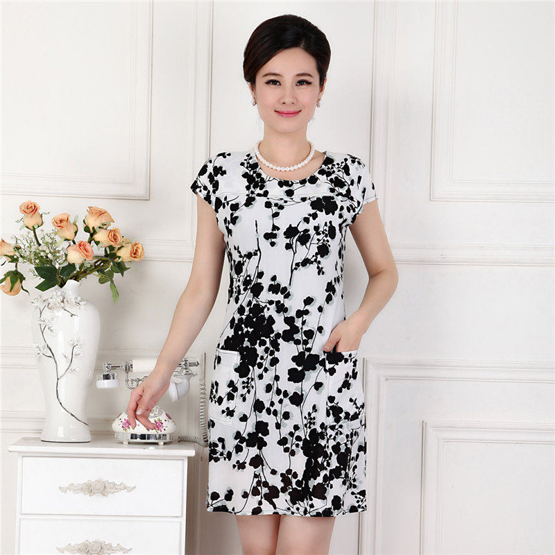 Vòng cổ màu Slim cũ người phụ nữ váy 2018 mùa hè mới trung niên của phụ nữ ngắn tay mẹ-trong-pháp luật ăn mặc