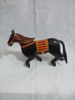 Sichuan Liangshan Yi Lacquerware твердые деревянные лошади для крупного рогатого скота традиционные мастерство