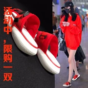 Dép và dép đi trong nhà phụ nữ mặc thời trang mùa hè nền tảng net màu đỏ với cùng một đoạn chic flat ulzzang Hàn Quốc phiên bản của bãi biển hoang dã giày