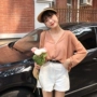Mùa thu mới của Hàn Quốc phiên bản của chic phong cách rắn màu đơn giản sinh viên loose hoang dã V-Cổ áo len cardigan giản dị áo áo len cổ lọ form rộng