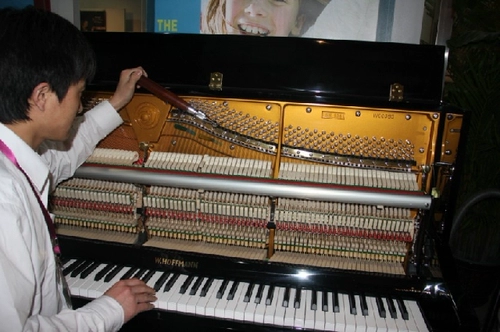 Ханчжоу физический магазин Hangzhou Скорость настройки фортепиано Hangzhou