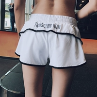 Bờ non-thể thao mùa xuân mới chống ánh sáng quần short tập thể dục letter in đen khâu yoga hot quần kiểu áo sơ mi nữ đẹp