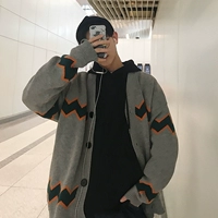 Mùa thu 2018 nam mới phối màu áo len cardigan Hàn Quốc áo sơ mi rộng giản dị vest nam