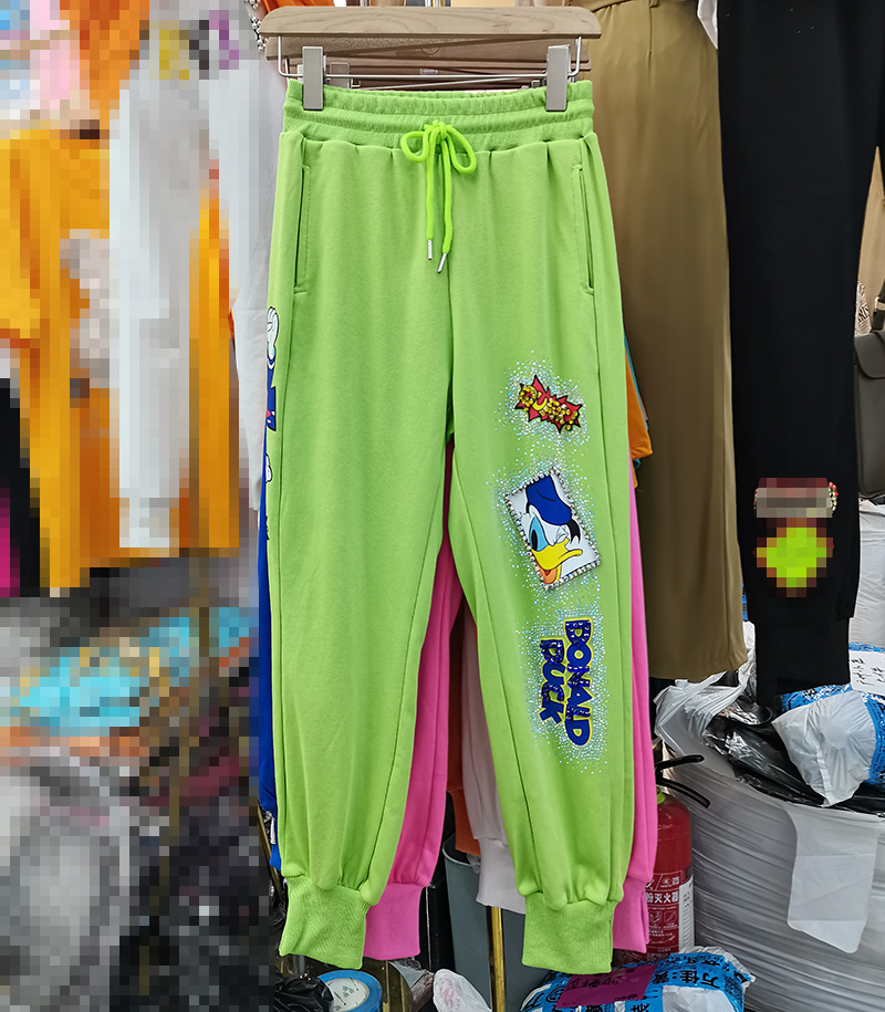 GreenEuropean station 2021 Spring and summer new pattern heavy industry Inlaid diamond High waist Show thin sweatpants  female easy Tie one's feet Haren pants Casual pants