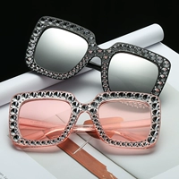 2018 mới quá giả kim cương kính mát Châu Âu và Mỹ xu hướng thời trang cá tính sunglasses net red ladies sunglasses kính rayban nữ
