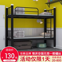 Квартира с двуспальным покрытием для двух кроватей.