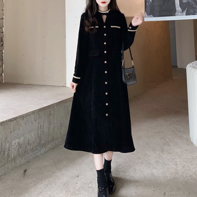 taobao agent Retro black demi-season long skirt, corduroy dress, French retro style, plus size, fitted, long sleeve