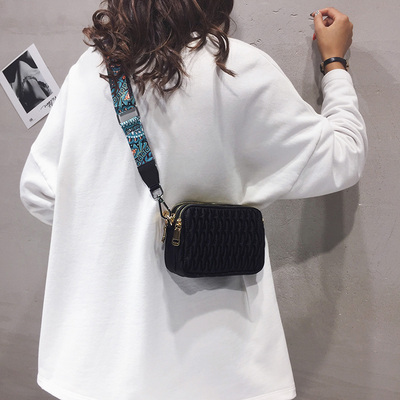 taobao agent Universal fashionable soft shoulder bag with zipper, 2023 collection, oxford cloth