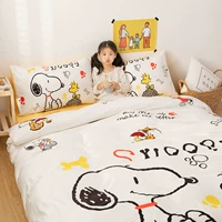 Net snoopy Snoopy san hô nhung bốn mảnh phim hoạt hình chăn đơn giường đôi nam nữ và chăn quilt - Bộ đồ giường bốn mảnh chăn ga tencel