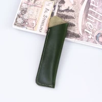 Темно -зеленый [жесткий овощ, загорелый]