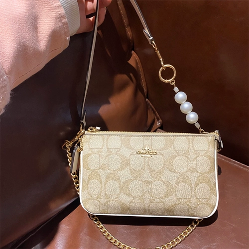 Шанхайский склад склад