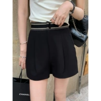 Черные шорты