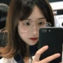 Cai Xukun với cặp kính râm Hàn Quốc một mảnh trong suốt kính versace