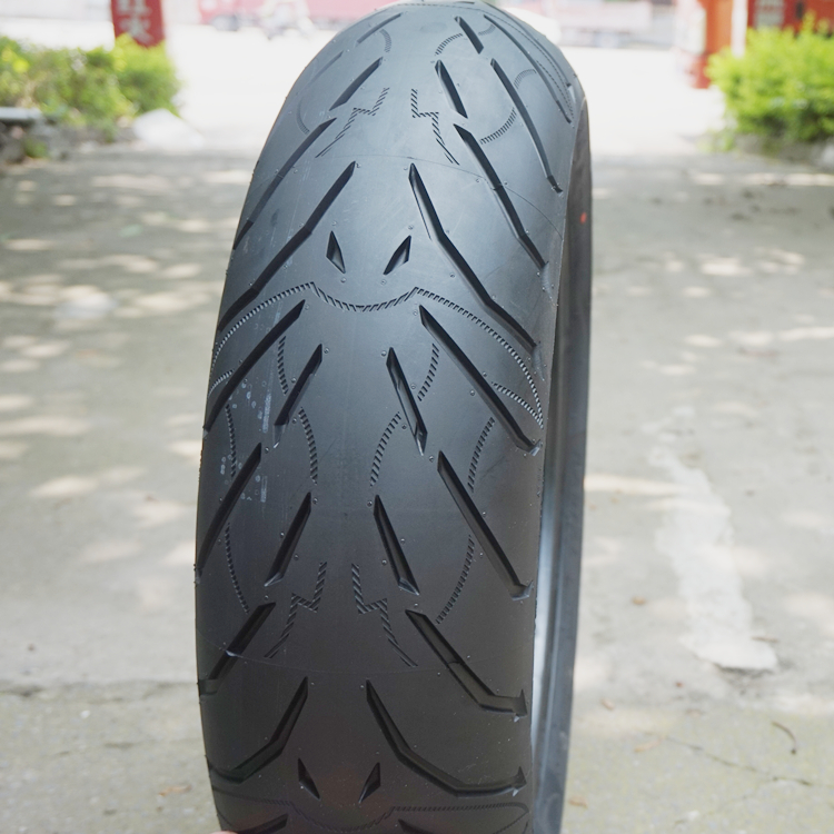 160 / 60Zr17 New Semi Hot Melt Radial TireCheng Yuan steel wire Radial tire 110 / 120 / 140 / 150 / 160 / 180 / 55 / 60 / 70ZR17 inch Sports car tyre