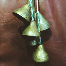 Винтажное изделие из бронзы 老上海民国古董收藏怀旧古玩物件老式手摇铜铃古董老铜铃铛一对