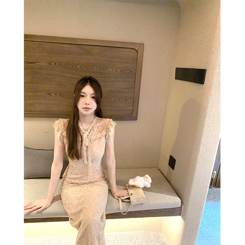 Осенний приталенный корсет, кружевное платье