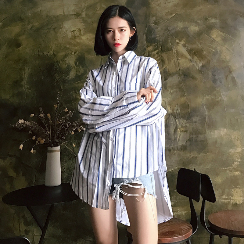 Hàn Quốc phiên bản của POLO cổ áo đơn ngực áo nịt ngực của phụ nữ hoang dã lỏng dài tay hem không thường xuyên sọc áo triều