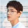 Liu Yiran Meng Zikun với những bông tai phẳng ánh sáng kính mát khung nam giới và phụ nữ xu hướng lớn hộp kính mát có thể được trang bị cận thị kính versace