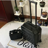 Черная детская мама и детская коробка