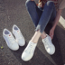 2018 mùa hè Hàn Quốc phiên bản của mới phẳng đáy breathable trắng giày thường hoang dã ren thể thao sinh viên thấp để giúp vòng đầu giày Giày cắt thấp