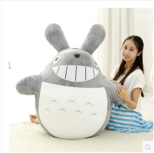 Búp bê lớn 4 tuổi búp bê đồ chơi sang trọng gối vải đồ chơi Hayao Miyazaki Chunlong mèo gạo 1 món quà sinh nhật